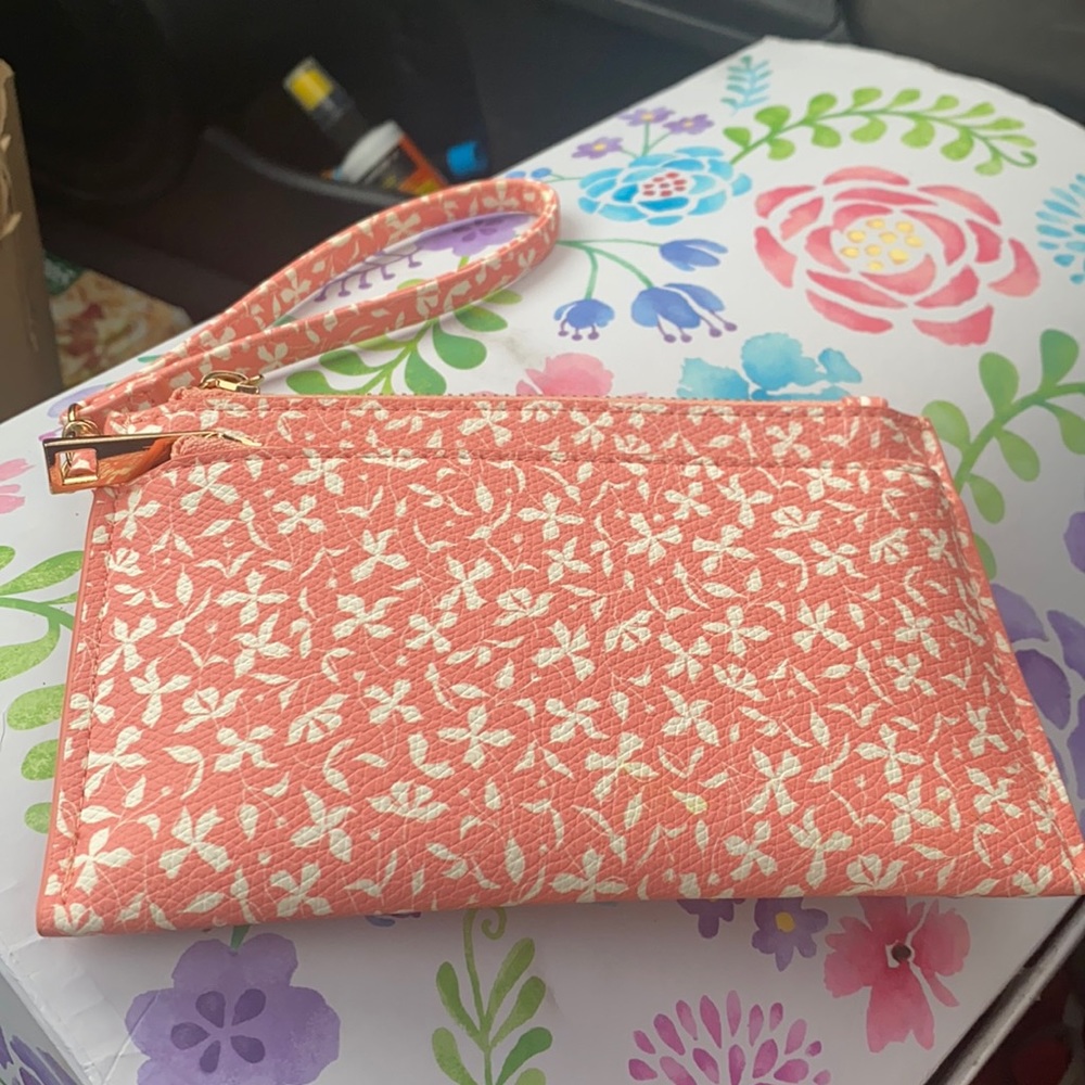 Cute Spring Floral Double corner Zip Wristlet